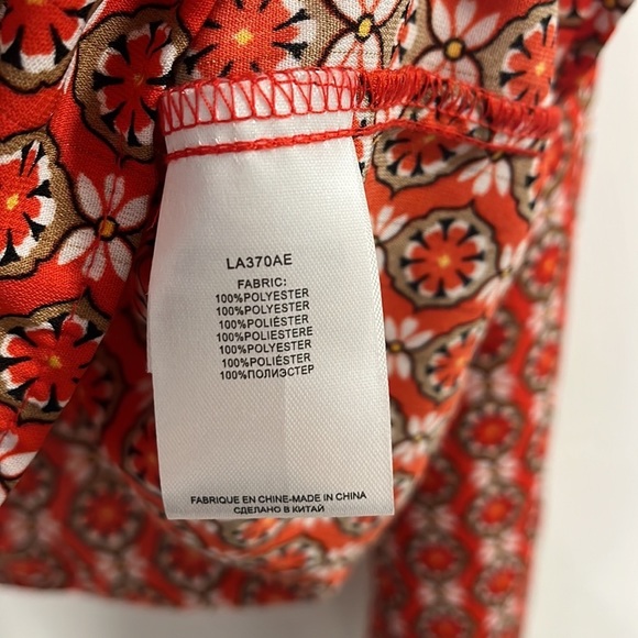 Molly Bracken red Long Sleeve Mosaic Printed Top - size large - Picture 11 of 11